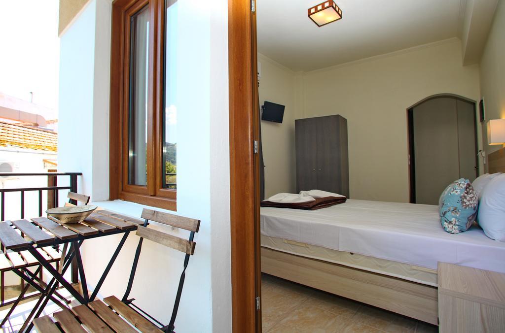 Aktaion Guest Rooms Σκόπελος Δωμάτιο φωτογραφία