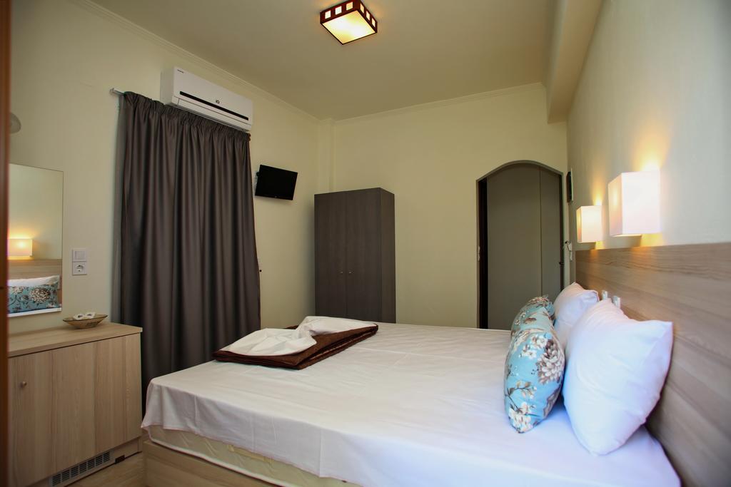 Aktaion Guest Rooms Σκόπελος Δωμάτιο φωτογραφία